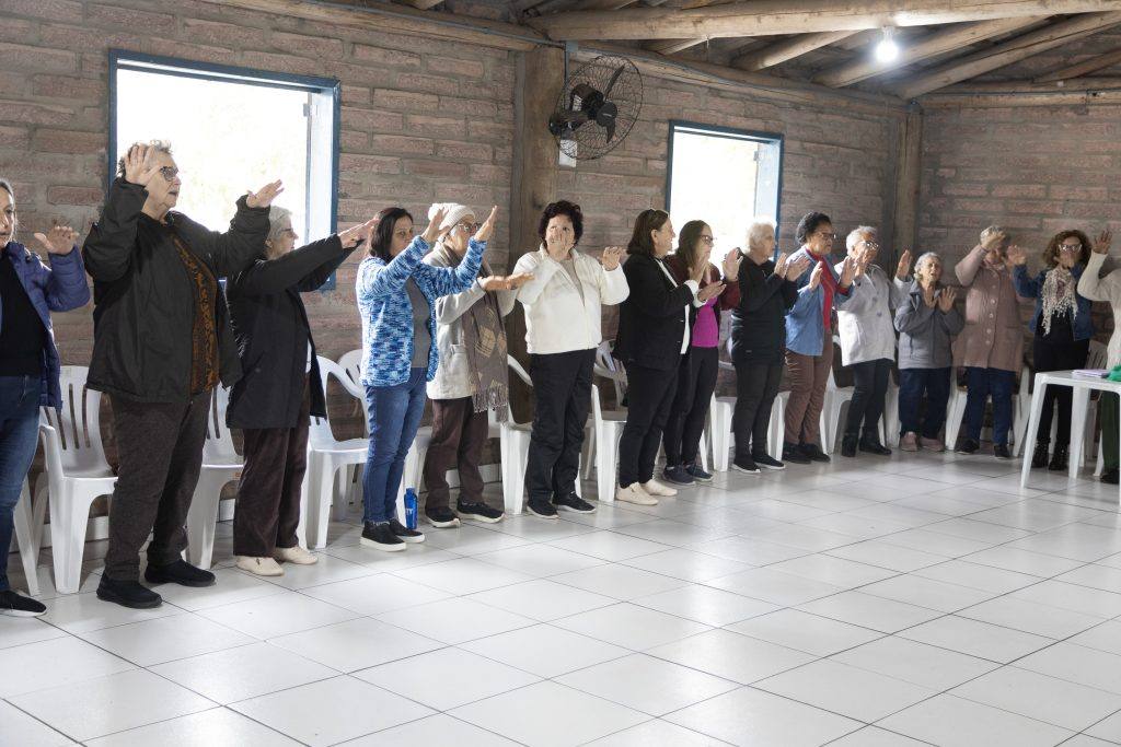 Atividades no Espaço Recanto Feliz visam a integração e o bem-estar dos idosos da região. (Foto: Ascom/Prefeitura Municipal de Capivari do Sul)