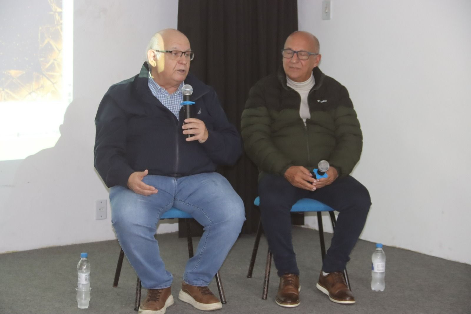 Encontro entre gestores e empresários ocorreu no Hotel Mares do Sul, em Tramandaí. (Foto: Ascom/Prefeitura Municipal de Osório)