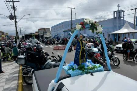 Moto procissão completa três décadas de tradição no Litoral Norte. (Foto: Da Praia News)